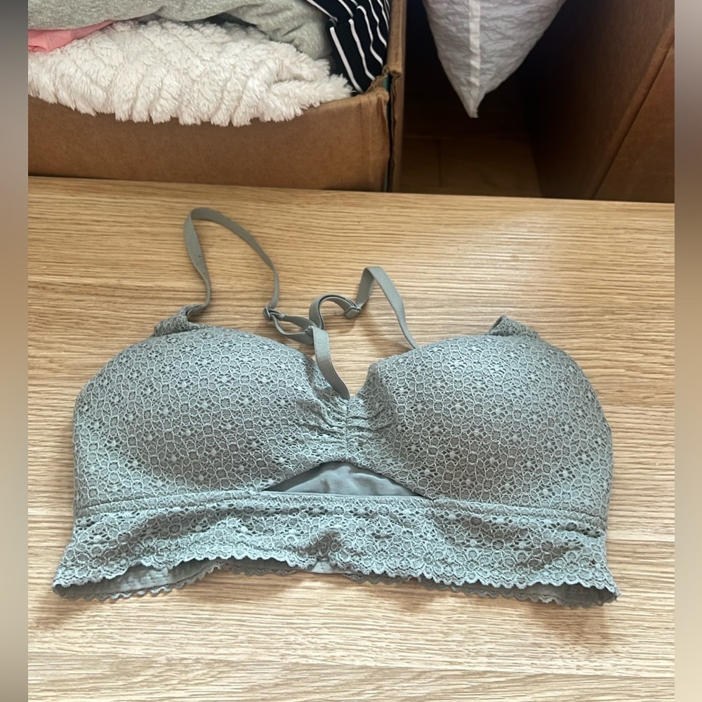 Victoria’s Secret - Uplift No Wire Lace Bra